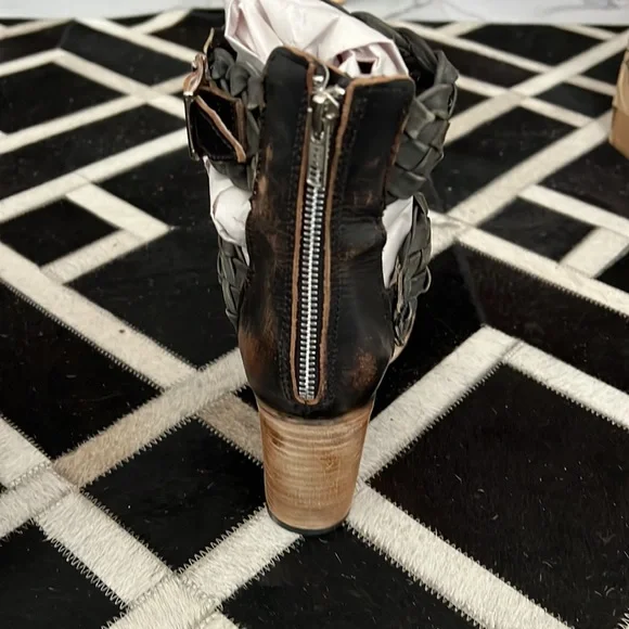 NWT Freebird by Steven Bayou Olive Multi - Picture 7 of 9